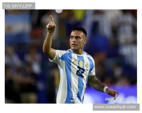 足球明星背后的故事与心声揭示他们的梦想与挑战