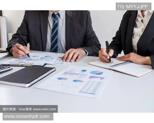 广州篮球队团队协作表现的数据分析与提升策略探讨