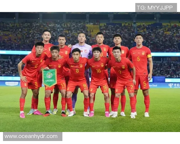 杭州足球队在全国足球团队协作排行榜中荣登第七名展现团队实力与默契